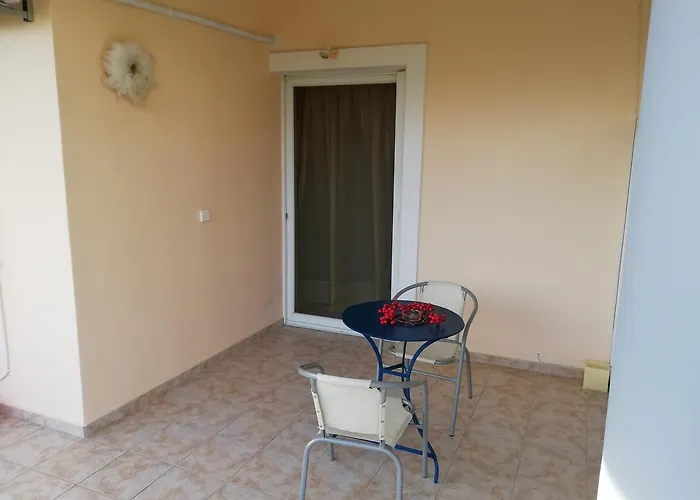 Theodore * Καλαμάτα